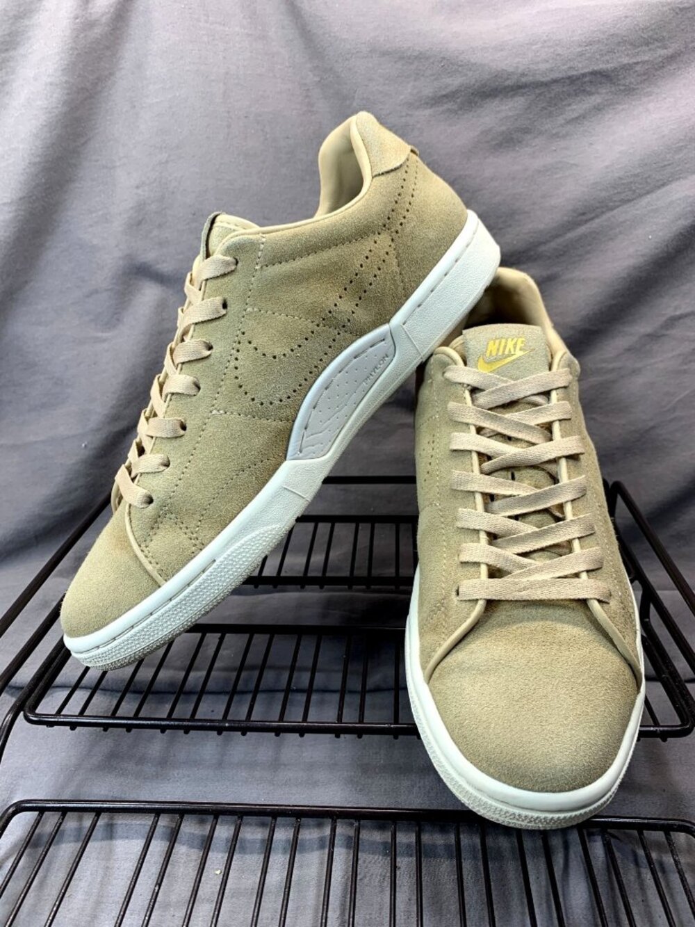 RARE NIKE 2014 TENNIS CLASSIC SAND DUNE TECH CHALLENGE FORCE 621357-227 MENS 8